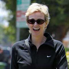 Jane Lynch Gets Hitched
