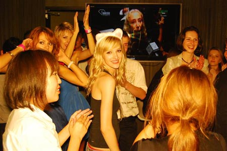 http://ustimes.jp/wp-content/uploads/101013fb2.jpg