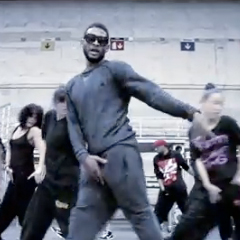 Usher at Grammy Rehearsal   [Dance Video]
