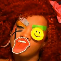 Rihanna - S&M  [Official Music Video]