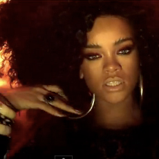 Rihanna - Where Have You Been　[Official Music Video]