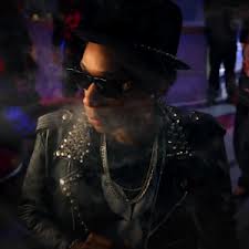 Wiz Khalifa - 100 Bottles　[New Music Video]